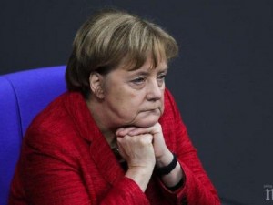 Меркел погреба майка си
 