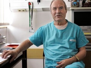 Проф. Радослав Гайдарски: Ако маските бяха вредни, хирурзите 
трябваше да измрем! 
 