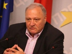 Димитър Дъбов: Има дълбок конфликт между Нинова и Радев
 