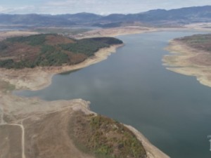 Опасно безводие обхваща цели райони в България