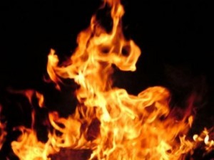 Огнен дух пали къщата на турско семейство