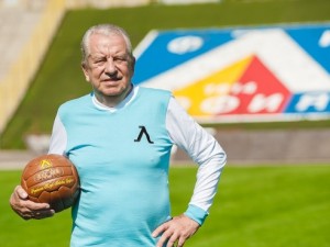 Сашо Костов остава със златни букви в историята на футбола
 
 