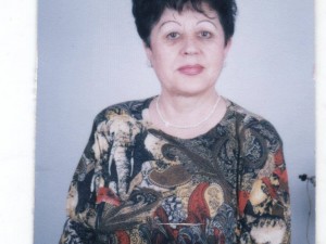 90-годишната естрадна легенда Ани Павлова, изпяла "Пътнико свиден, пътнико млад": Много съм болна!