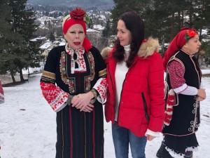 Княгиня Калина облече народна носия в Бистрица 
 