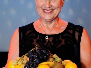 79-годишната д-р Емилова мина на диета с грозде 
 