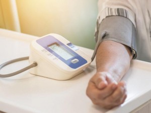 Груби грешки при меренето на кръвно у дома 
 