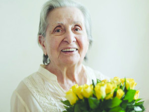 103-годишна варненка продължава да работи