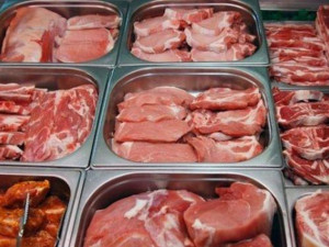 Пазарът залят със свинско от Испания и Франция