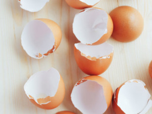 Черупки от яйца – натурален лек за здрави кости