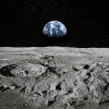 Учени: Луната излъчва радиация
