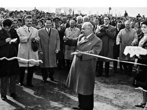 Преди 60 години Живков открива гиганта „Кремиковци“
 
 