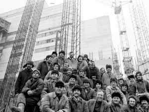 Български работници в СССР стачкуват заради жена 
 
