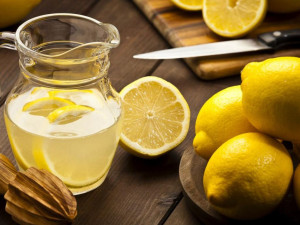 Лимон със сол на гладно спасява от подагра 
 