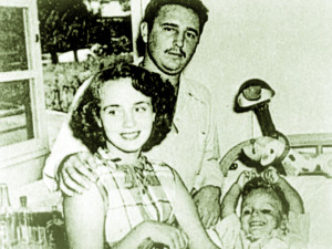 Почина първата жена на Фидел Кастро