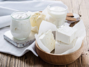 Сирене и мляко шампиони по скъпотия