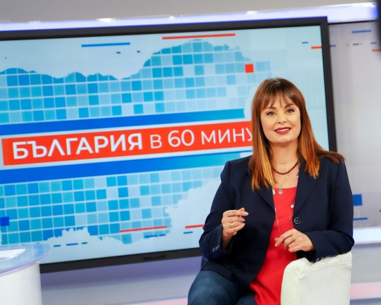 Мариана Векилска се дипломира на 51 (Снимки)