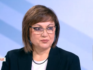 Нинова научи, че е „умряла“, докато пържи кюфтета (Снимка)
