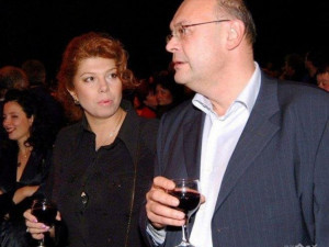 Семейството на Илияна Йотова живее с 440 бона на година! 
