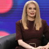 Венета Райкова с личен шофьор от Би Ти Ви (Папарашки снимки)