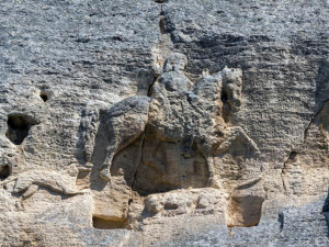 Мадарският конник оживява нощем
