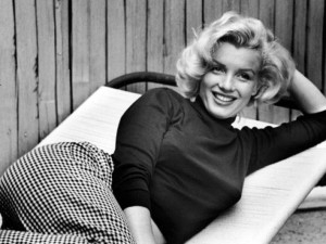 Искат ексхумация на тялото на Мерилин Монро
