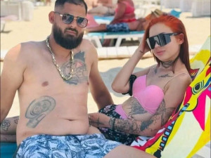 Мъжът на бременната Стефани от "Биг Брадър" настоявал за аборт
