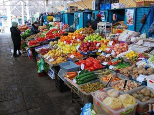 Краставиците удариха 4,59 лв. за кг,&nbsp;зелето се срина под 70 ст.