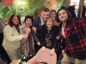 Певицата Ани Върбанова на 76: Вече и по мъже не ходя
