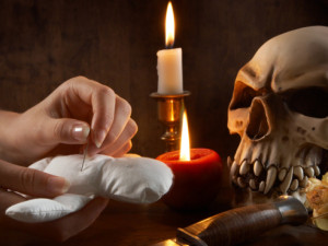 Какво да правите, ако намерите магия у дома
