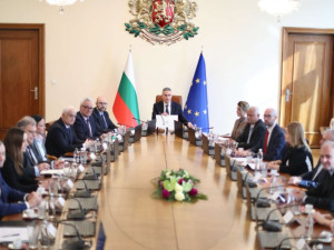 Кабинетът &bdquo;Гюров&ldquo; &ndash; сборище от погромаджии