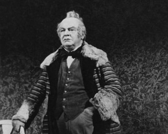 Погребват тържествено сърцето на Кръстьо Сарафов
