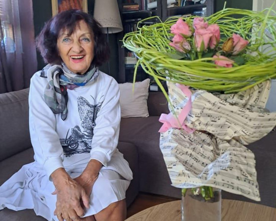 Мими Николова студува цяла зима, не пали печка
