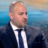 Депутат на Радев изпрати абитуриентка (Снимки)