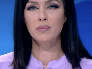 Виктория Петрова ляга под ножа?
