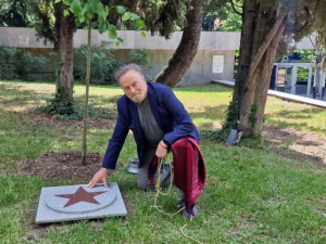 Легендата Франко Неро със своя звезда в Алея на славата у нас
