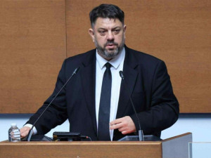 Бивш вицепремиер шашна всички &ndash; ето къде се подвизава в момента (Снимки)
